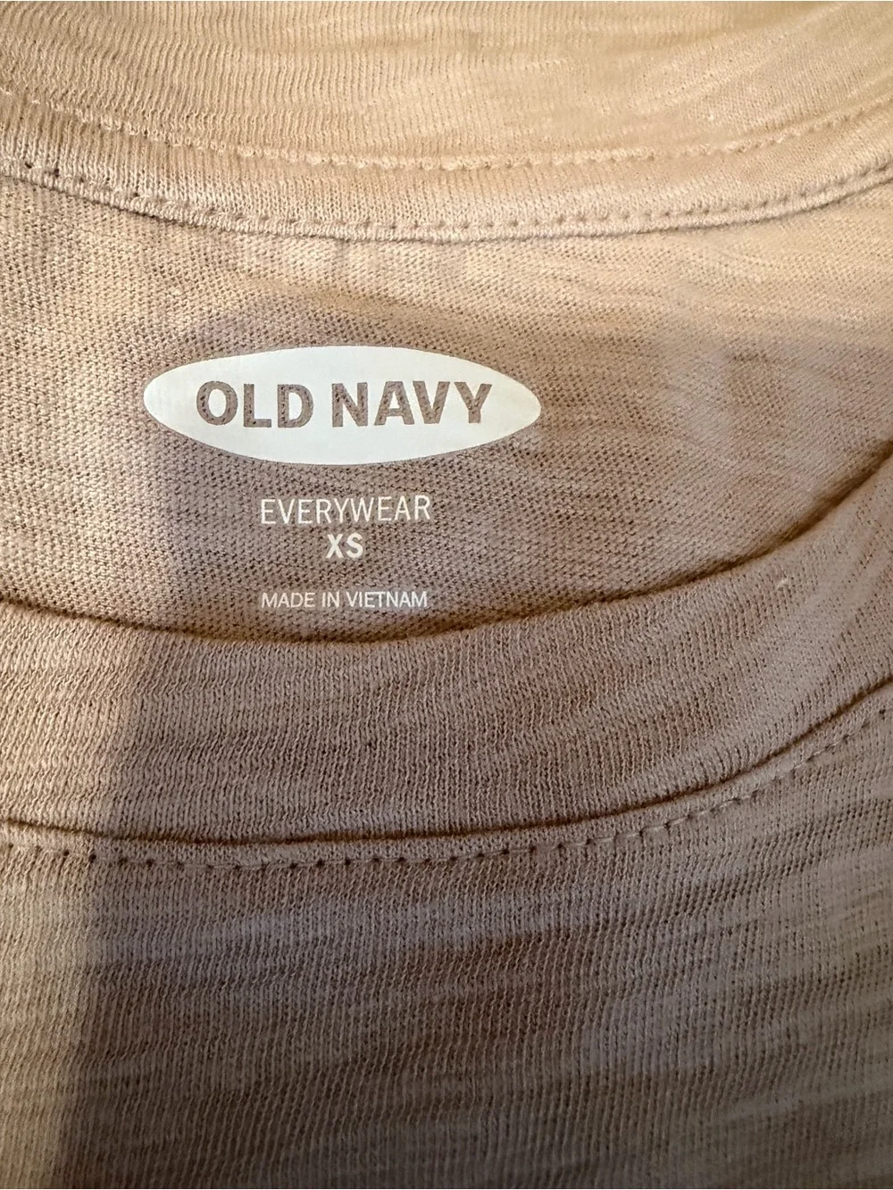 NWOT Old Navy Women’s set of 3 short sleeve Tee’s Size XS